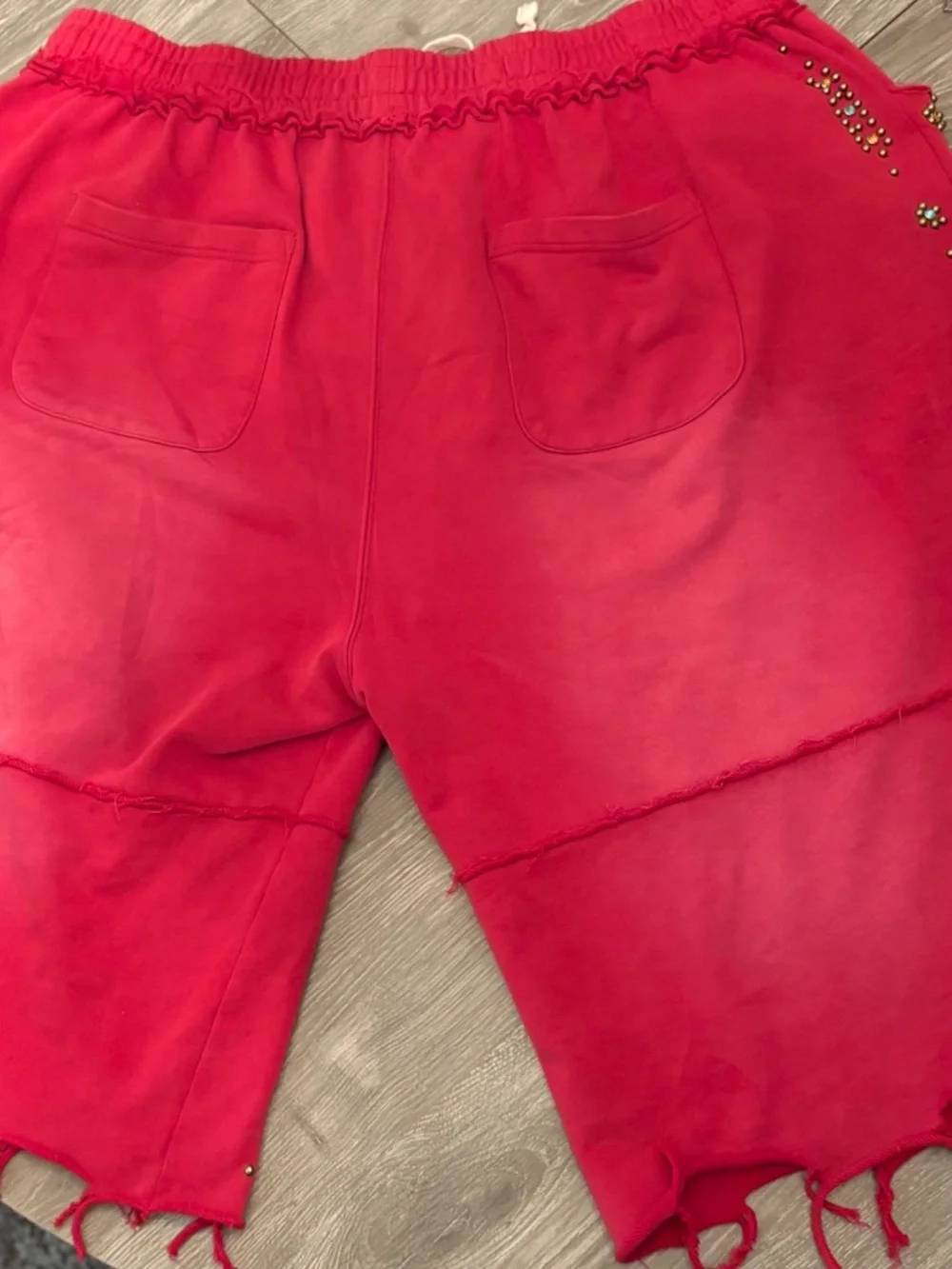 Valley forever SKITTLES SWEAT SHORTS RED (Authentic)